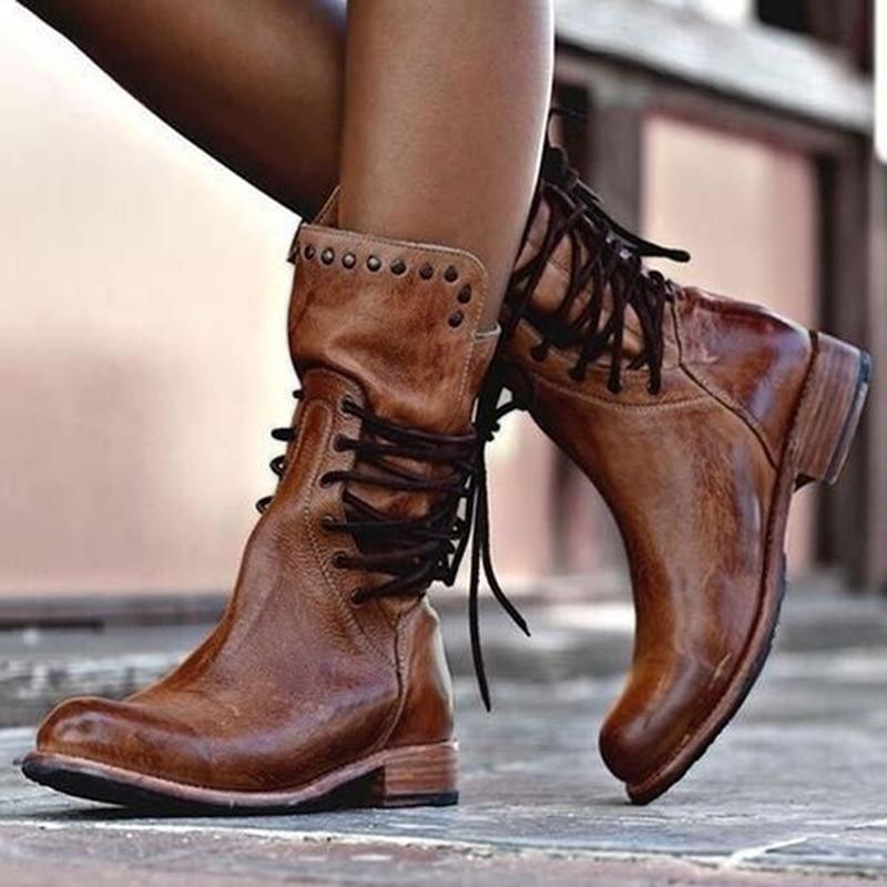 Caithlyn | Vintage Lace-Up Boots