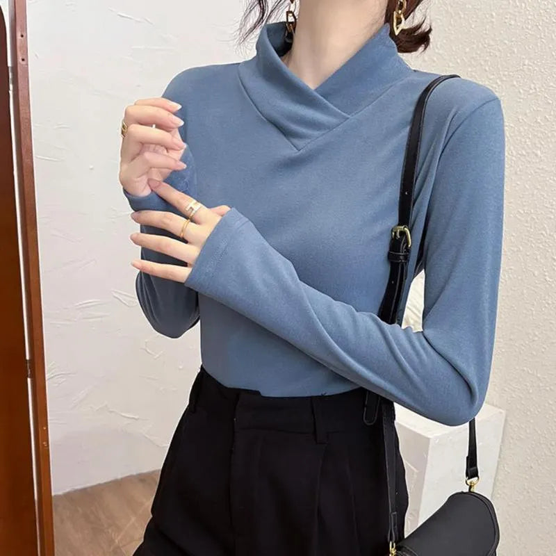 Beverley | Elegant Turtleneck Fit